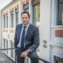 Julien Tornare (48) ist seit Mitte 2017 CEO der Luxusuhrenmarke Zenith, die zu LVMH gehört. Davor war er 17 Jahre lang beim Richemont-Brand Vacheron Constantin unter Vertrag.