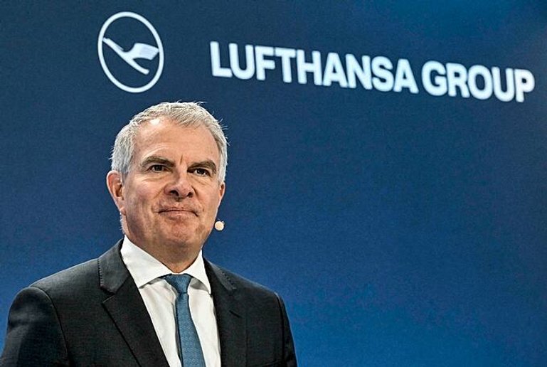 Lufthansa-Boss Carsten Spohr hat einen Vertrag bis 2028. Er sitzt fest im Sattel.