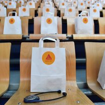 Sika: Im Abwehrkampf  gibt der Konzern viel Geld für Kommunikation und PR aus.