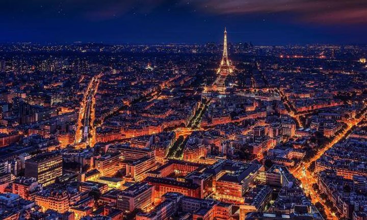 8_mm-paris.jpg