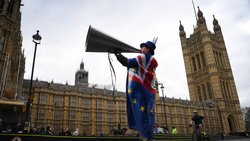 Brexit-Chaos in London: Die Schwankungsanfälligkeit des Pfund ist deutlich gestiegen.
