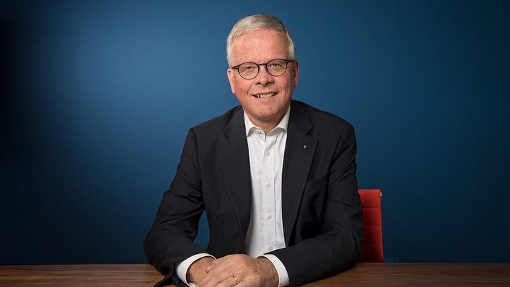 Martin Neese: Amtet als VR bei den Firmen von Jean-Claude Bastos.