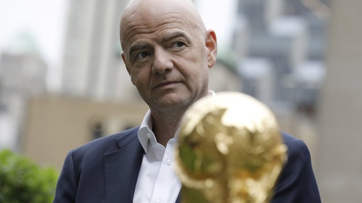 Obwohl die WM vorbei ist, sorgen Gianni Infantino und die Fifa fast täglich für Schlagzeilen.