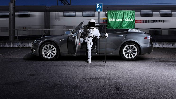 Tesla und 1. Klasse GA in einem: So wirbt die SBB für ihre «Green Class».