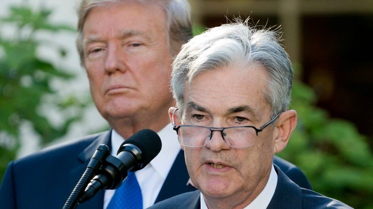 US-Präsident Donald Trump und Notenbankchef Jerome Powell: Powells Geldpolitik missfällt Trump.
