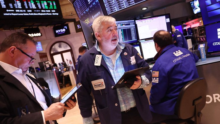 Aktienhändler am Dienstag an der Börse in New York: Wie geht es mit den Tech-Aktien weiter?