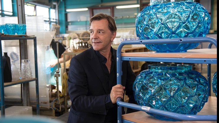 Sterneküche und Kristall Auch wenn es im Werkzeuglager nicht so aussieht: Silvio Denz ist mit Lalique im Luxusgeschäft unterwegs.