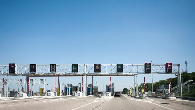 Mautstation in Frankreich: Infrastruktur-Aktien bieten zum Teil zum vor Inflation.