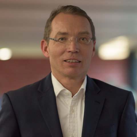Matthias Niklowitz, Journalist und Jurymitglied des Swiss Insurance Innovation Award.