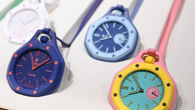 Die Uhr von Audemars Piguet und Swatch.