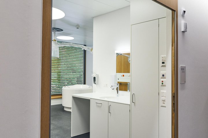 Ein Einblick in die neuen Geburtenzimmer.