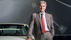 Sieht die Zukunft hochpreisiger Autos im digitalen Angebot: Rupert Stadler. Wolf Heider-Sawall/laif