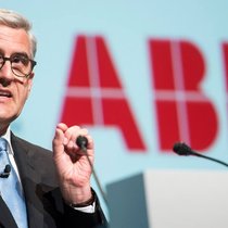 Will den Umbau planmässig fortführen: ABB-Vhef Ulrich Spiesshofer.Keystone