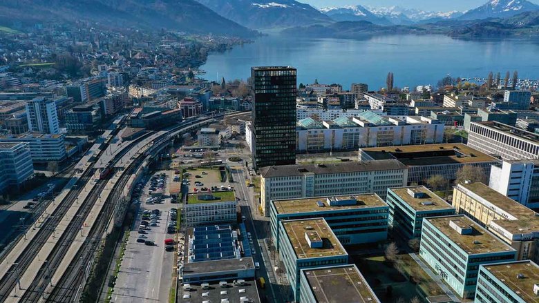 Zug, Wirtschaftsstandort UBS Region Zentralschweiz