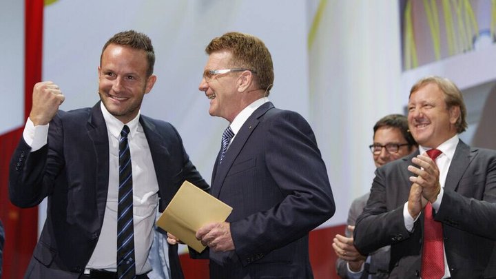 2013-10-03_prix_svc_2013_zuerich_networking_zpi_x9b4213.jpg