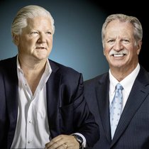 CEO David Endicott (l.) und Präsident Michael Ball sorgen mit Alcon derzeit nicht für Euphorie, doch Besserung ist in Sicht.