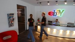 Heute geschlossen: Internationaler Hauptsitz von Ebay in Bern – hier nach seiner Eröffnung 2004.