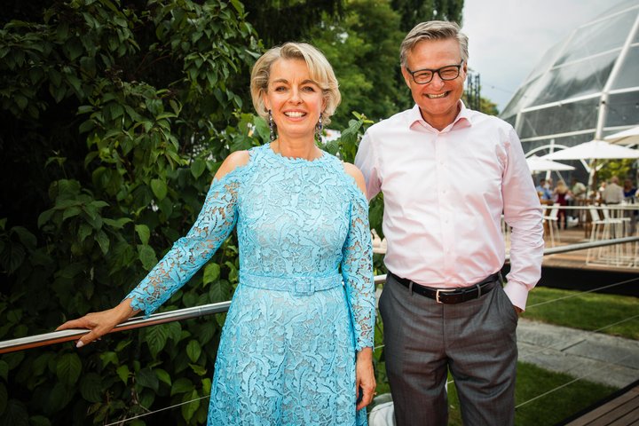 Foto: Stefan Bohrer, Rüschlikon, 15.8.25: 100 Jahre Migros Fest - Ursula Nold, VRP Migros und Mario Irminger, CEO Migros