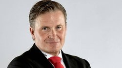 Urs Lehmann (54) setzt auf ein neues Konzept für die Olympischen Winterspiele. Der Präsident des Schweizerischen Skiverbands fuhr früher selbst Skirennen und wurde 1993 Abfahrtsweltmeister.