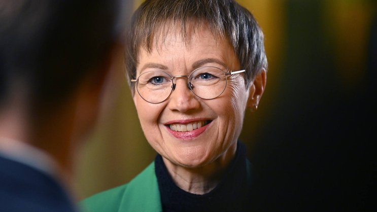 Brigitte Haas gilt als wirtschaftsliberal und progressiv, mit einem starken Fokus auf Geschlechtergleichstellung.