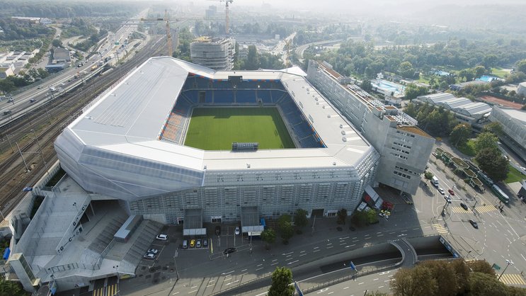 St. Jakob-Park in Basel: Das Stadion von Herzog & de Meuron ist nicht das einzige Werk des Architektenduos in ihrer Heimatstadt – aber bestimmt eines der wichtigsten.