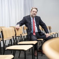 Als junger Pharmazeut sechs Monate in der Apotheke, danach fast immer in der Generikaindustrie: Richard Saynor, CEO von Sandoz.