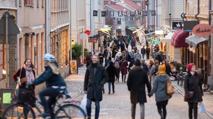 Das ehemalige Arbeiterquartier Haga lädt mit seinen autofreien Gassen und zahlreichen Cafés zum Flanieren ein.