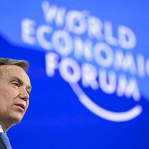 WEF-Präsident und -CEO Børge Brende unter Druck: Nun hat der Norweger offenbar selber um eine Untersuchung zu seinen Epstein-Kontakten gebeten.