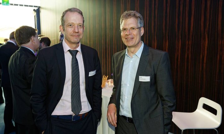 kpmg_12.jpg