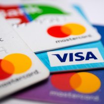 Eine repräsentative Umfrage von Moneyland hat die beliebtesten Kreditkarten der Schweiz gesucht.