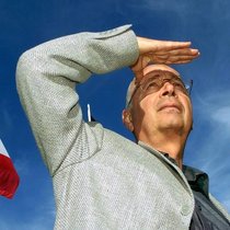 WEF-Gründer Klaus Schwab kämpft für den Verbleib seines Lebenswerks in der Schweiz.