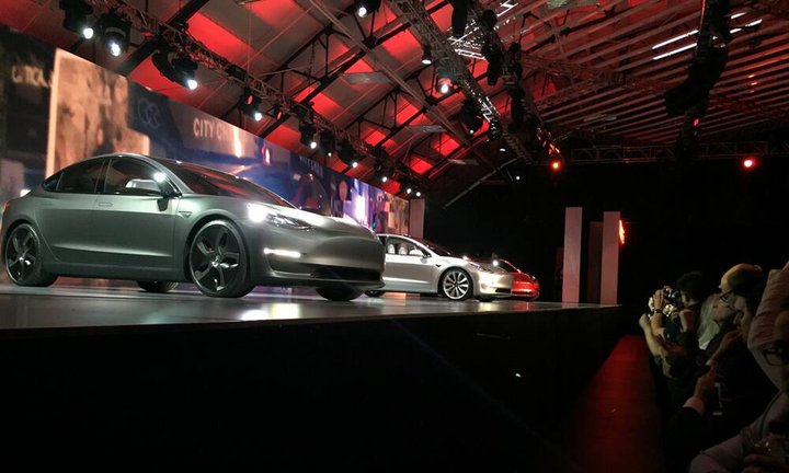tesla-model-3_14.jpg