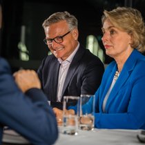 Foto: Stefan Bohrer, Zürich/ZH, 27.10.26: Mario Irminger, Präsident der Generaldirektion des Migros-Genossenschafts-Bundes und Ursula Nold, Präsidentin des Migros-Genossenschafts-Bundes.