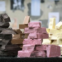 Barry Callebaut versorgt die Food-Industrie mit feinster Schokolade. Doch die Kakaokrise und interne Probleme bringen Volumen und Reingewinn zum Schmelzen.