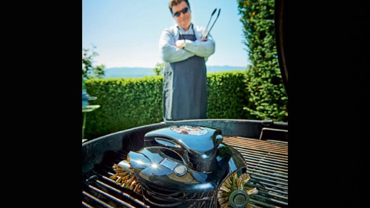 Der Grillbot im Crash Test. Gerry Nitsch