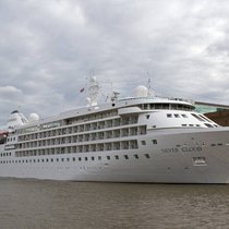 Silver Cloud: Statt Feriengäste beherbergt das Schiff für einige Wochen Superstars.  CC/Flickr
