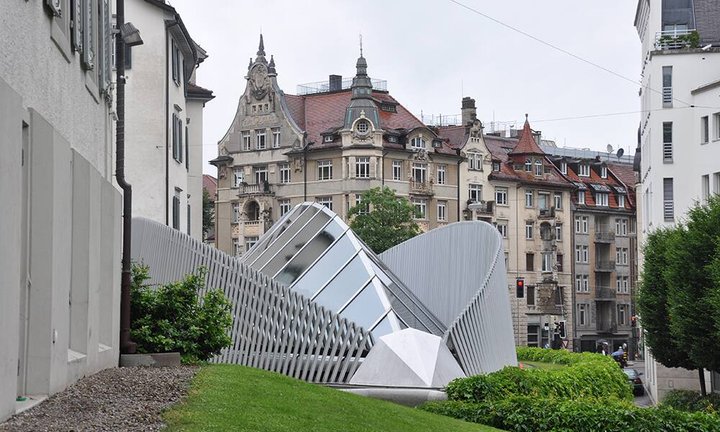 07_st-gallen-calatrava-dach-notrufzentrale-foto-andreas-praefcke-.jpg