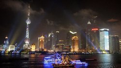 Eindrückliche Skyline von Shanghai.   Keystone