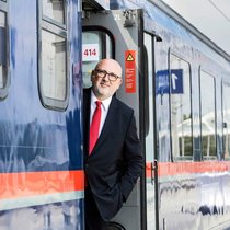 Andreas Matthä: Der ÖBB-Chef kann mit flächendeckendem Handynetz in den Zügen sowie mit störungsfreiem W-LAN punkten. In diesen Bereichen hinken die SBB hinterher.