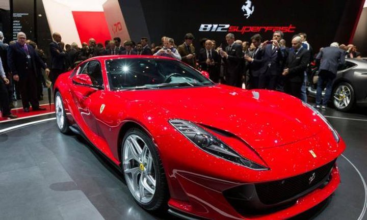 ferrari-812.jpg
