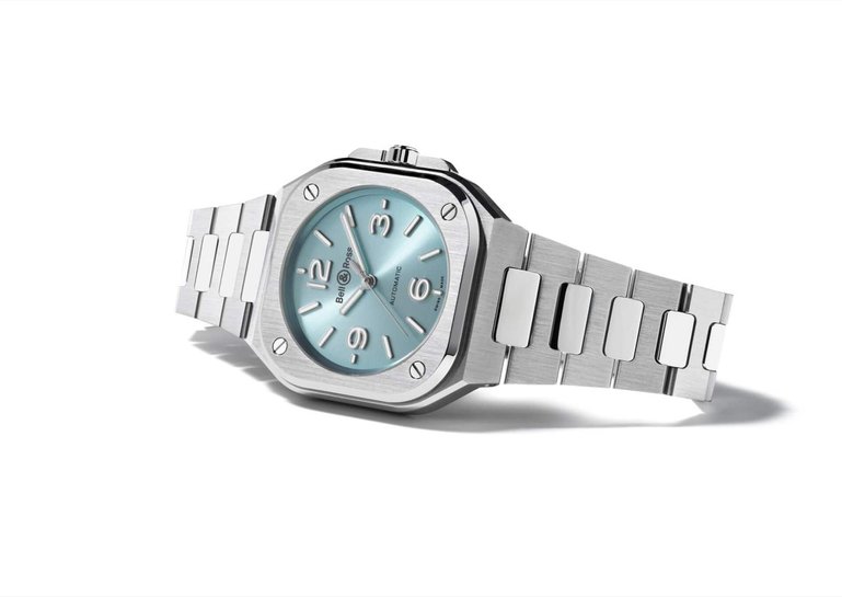 Uhr