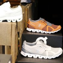 Die jüngste Debatte um Swissness löste die Schuhmarke On aus. Das Regelwerk wurde nun so angepasst, dass On das Schweizerkreuz zwischen «Swiss» und «Engineered» benutzen darf.
