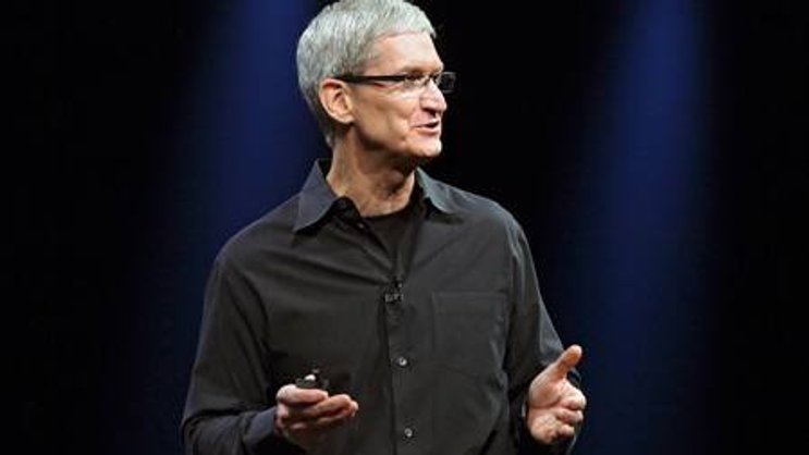 Riesige Fussstapfen: Als Nachfolger von Visionär Steve Jobs schlägt sich Tim Cook bisher beachtlich.