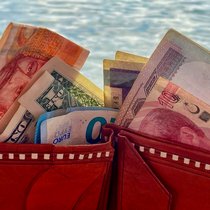 Bezahlen im Ausland: Cash ist nicht immer King.