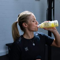 Die Schweizer Ski-Sportlerin Lara Gut-Behrami unterstützt das Getränk Ka-Ex als Investorin und Ambassadeurin.