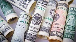 Die Devisenmärkte würden zurzeit eine erhöhte Nachfrage nach dem US-Dollar widerspiegeln, heisst es in einer Einschätzung der ZKB.