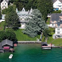 Traumhaus: Tina Turner und Ehemann Erwin Bach bewohnen die Villa Algonquin am Zürichsee weiterhin.