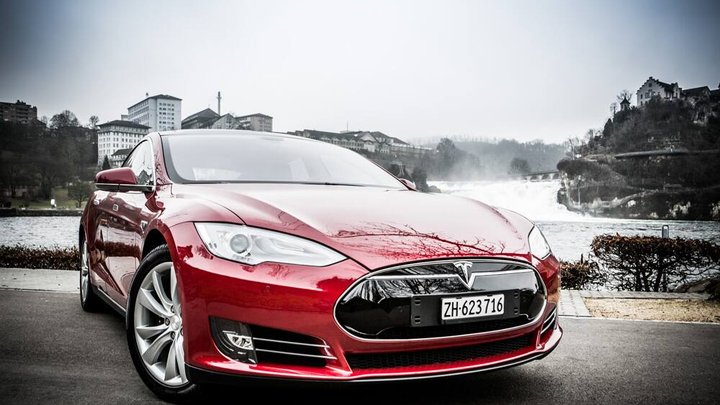 tesla-1.jpg