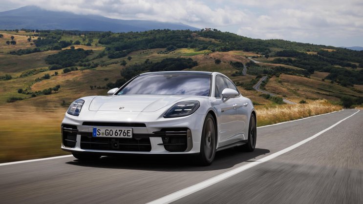 Der Super-Panamera zeigt, was die Plug-in-Hybrid-Technologie kann.