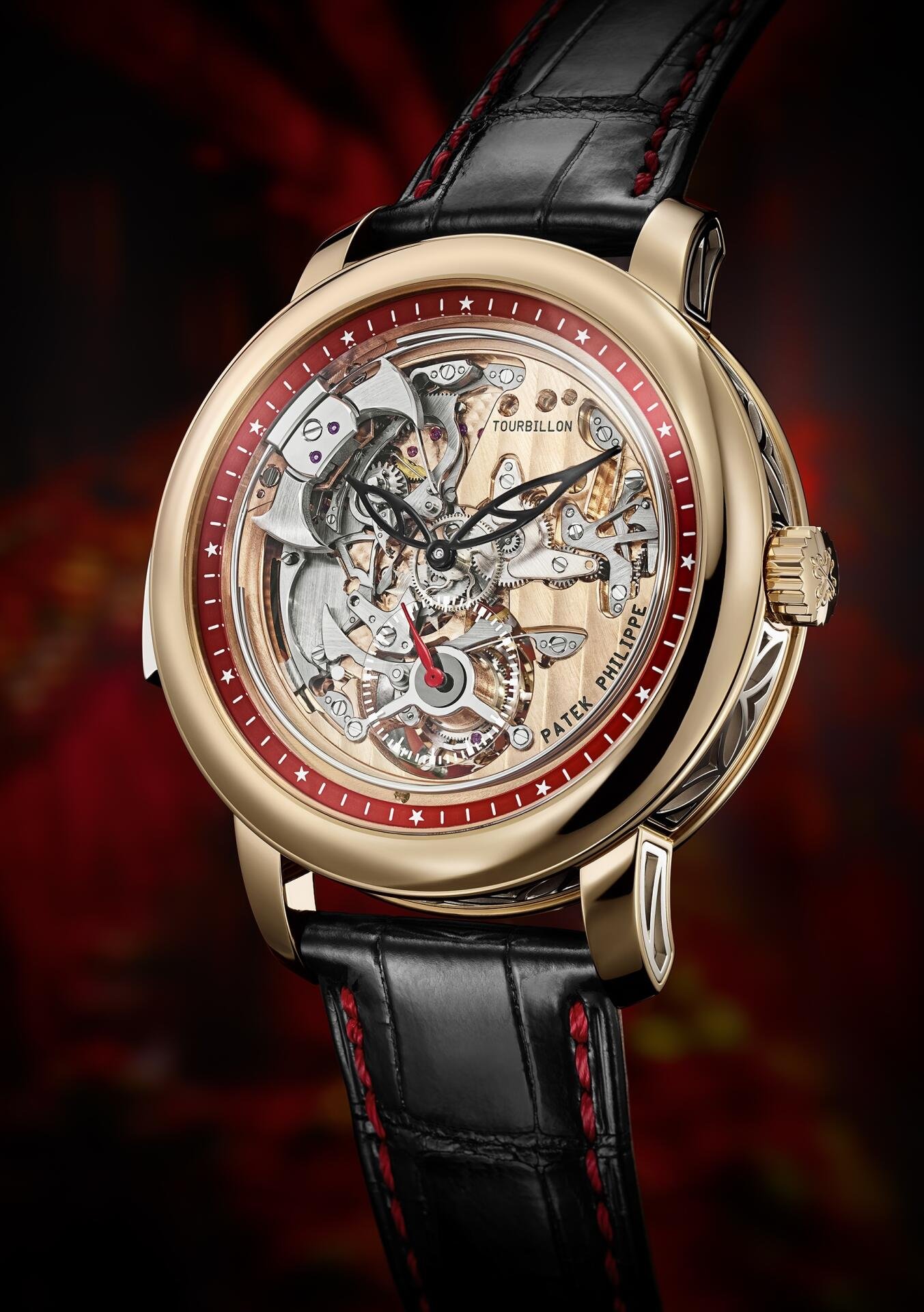 Die Referenz 5303R-01 von Patek Philippe präsentiert die Hämmer und Tonfedern auf der Vorderseite.